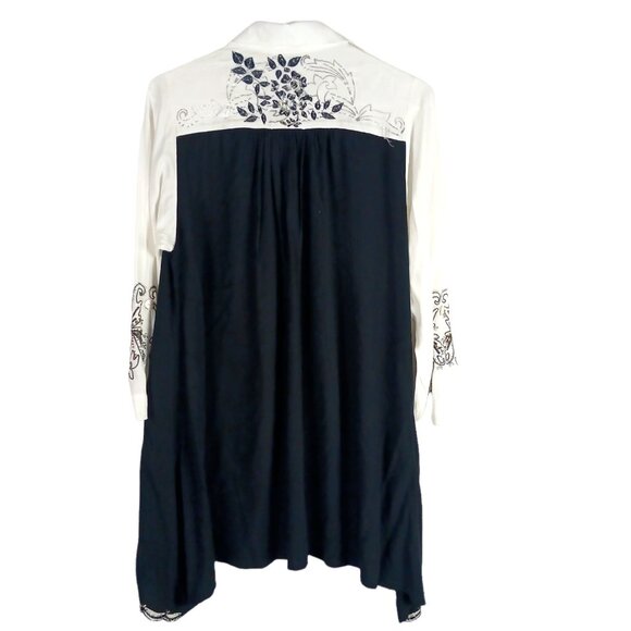 Usindo Womens Sequin Beaded Floral Tunic Shirt Small Black White Colorblock Asym - Picture 6 of 12